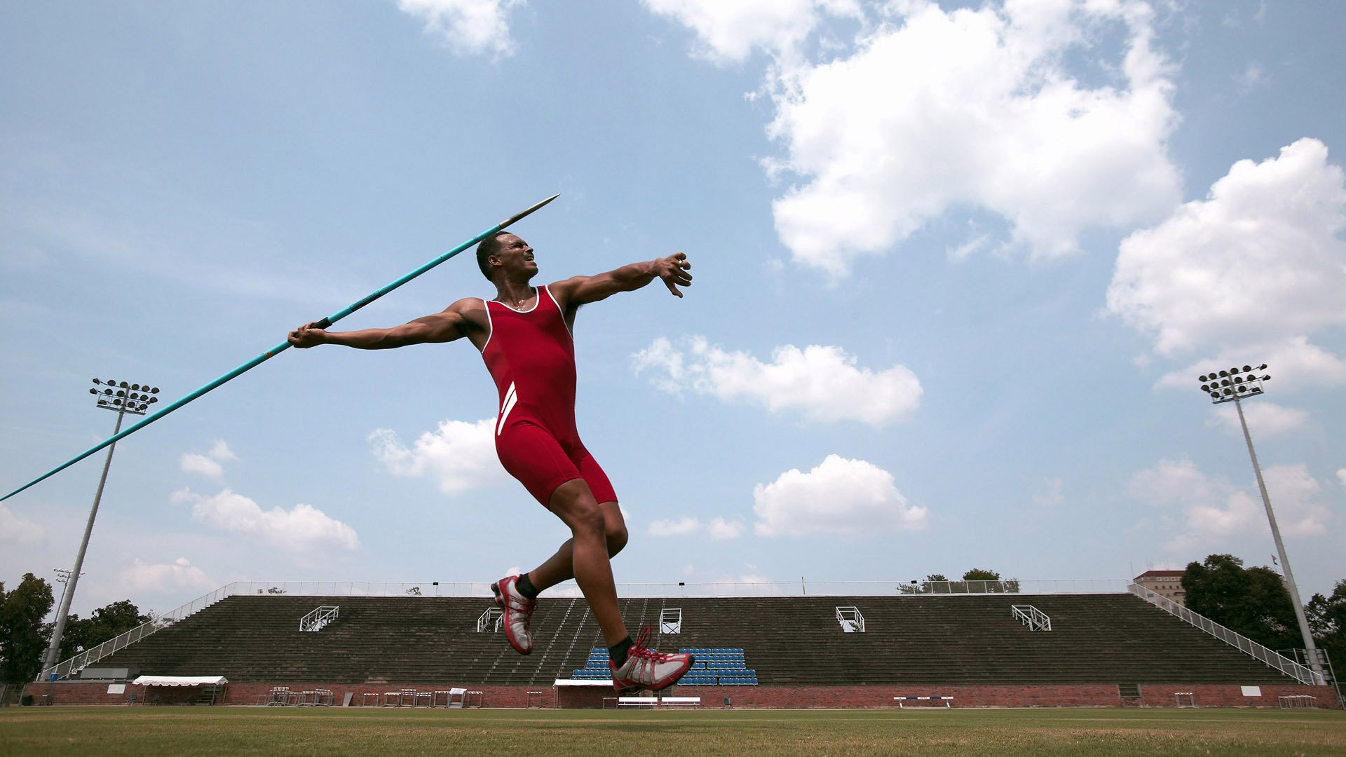 “西甲明星球员持续爆发，带领球队冲刺”，西甲联赛球星